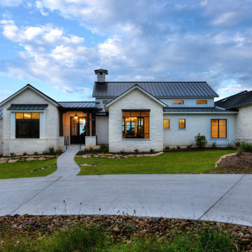 Modern Farmhouse Exterior