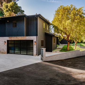Modern Farmhouse in Beverly Hills