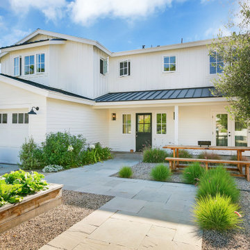 Modern Farmhouse In Cardiff
