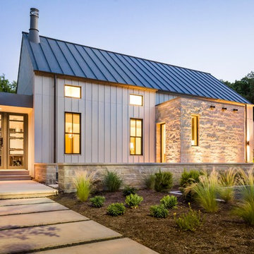 Modern farmhouse in Dallas, Texas
