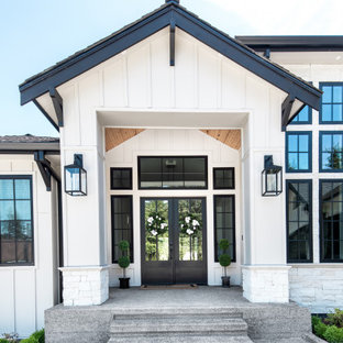 Farmhouse exterior home photo in Charlotte