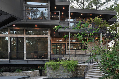 Inspiration for a contemporary house exterior in Houston.