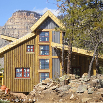 Modern Mining Strawbale Get-Away