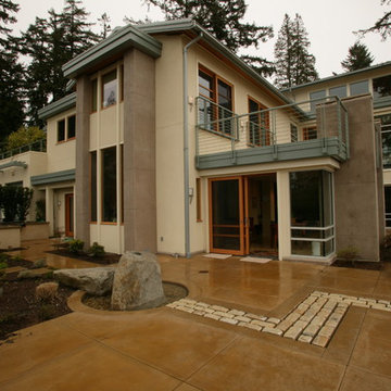 Modern Northwest Lake House