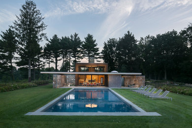 Inspiration for a contemporary exterior home remodel in New York
