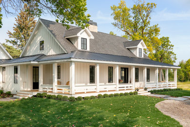 Inspiration for a country exterior home remodel in Minneapolis