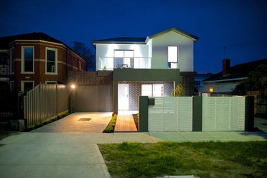 Medium sized modern two floor house exterior in Melbourne.