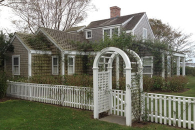 Coastal exterior home idea in Boston