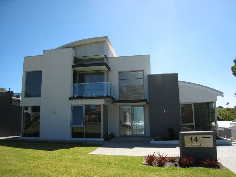 Mount Claremont House