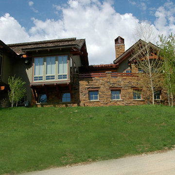 Mountain Craftsman Guest Home