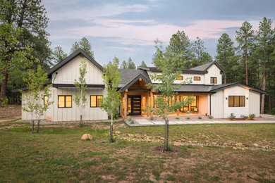 Example of a farmhouse exterior home design
