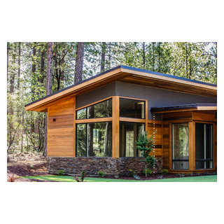 Mountain Modern - Modern - House Exterior - Sacramento - by JBT Signature  Homes | Houzz IE