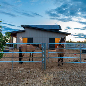 Mountain-Modern Ranch Barn, House & Casita on Rabbit Hill