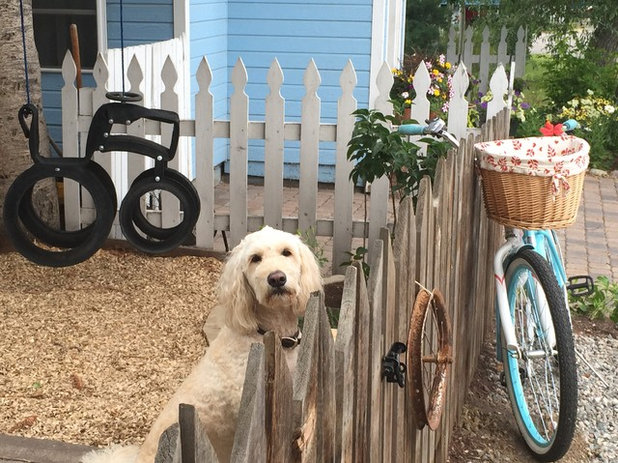 Shabby-chic Style Exterior My Houzz: Charming Cottage Getaway in Steamboat Springs