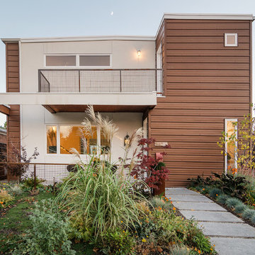 My Houzz: Contemporary Home Hugs a Central Courtyard