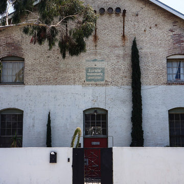 My Houzz: Magic Realism in a 1906 Los Angeles Substation