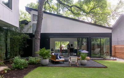 Houzz Tour: Spec Home Is the Right Fit for This Family