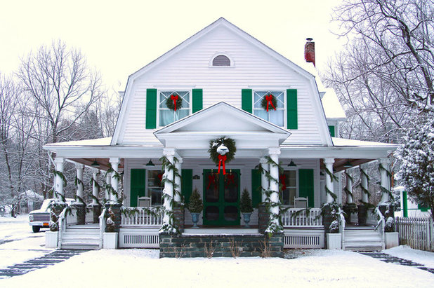 My Houzz: Nature-Inspired Christmas Charm in a New York Farmhouse