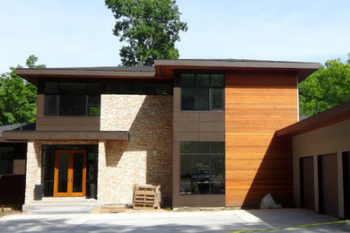 Modern exterior home idea in Grand Rapids