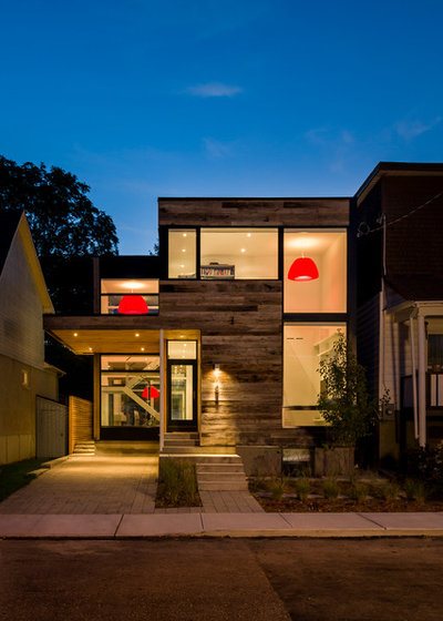 Contemporary House Exterior by Christopher Simmonds Architect