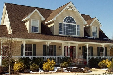 Example of a transitional exterior home design in Philadelphia