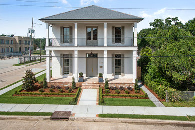 Traditional exterior home idea in New Orleans