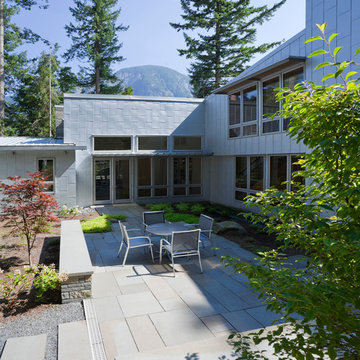 North Fork Residence - Courtyard