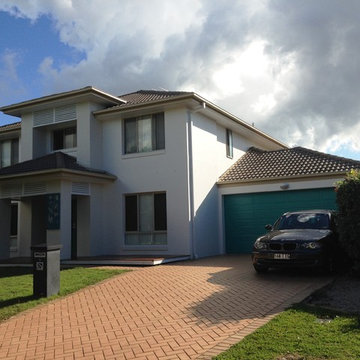 North Lakes -  Great modern colour scheme for a exterior repaint