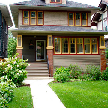 Oak Park, IL Craftsman Style James Hardie Siding Remodel