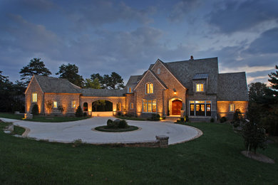 Elegant exterior home photo in Atlanta