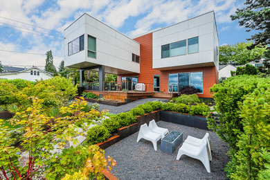 Contemporary multicolored exterior home idea in Seattle