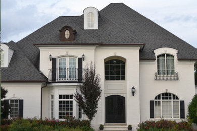 This is an example of a classic house exterior in Raleigh.