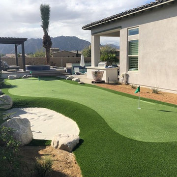 Outdoor Artificial Putting Greens