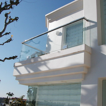 Outdoor Polished Stainless Steel and Glass Railings