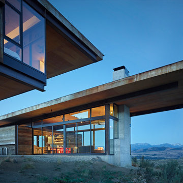 Outlook House