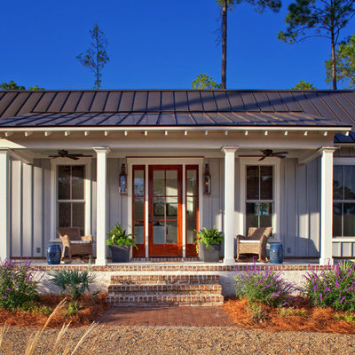 Mid-sized farmhouse gray one-story concrete fiberboard exterior home idea in Atlanta