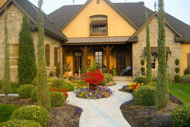 Inspiration for a traditional house exterior in Boise.