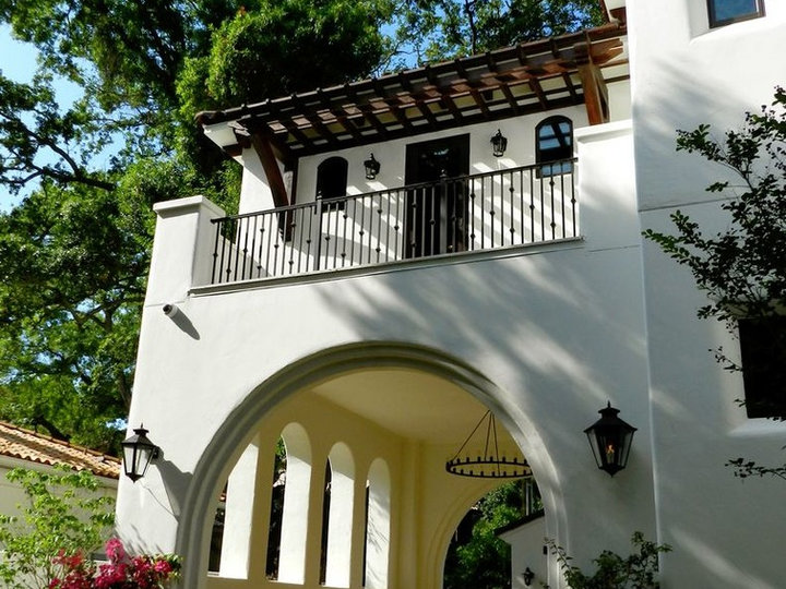 Exterior - Stucco