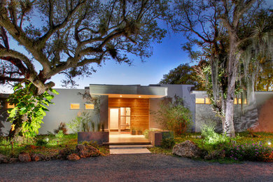 Inspiration for a modern exterior home remodel in Miami