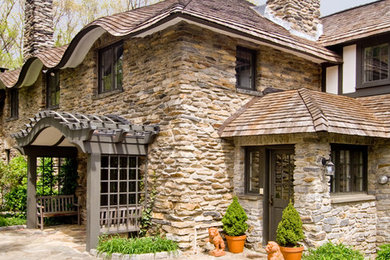 Inspiration for a rustic house exterior in New York.
