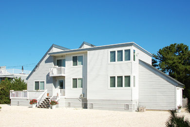 Beach style exterior home photo in New York