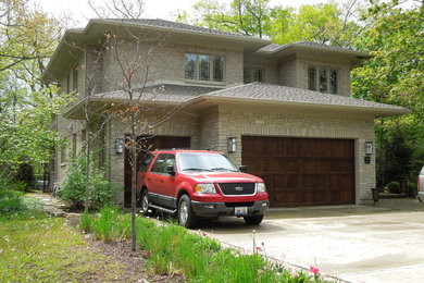 Example of a large arts and crafts garage design in Chicago