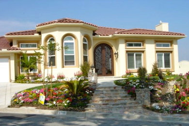 Photo of a mediterranean house exterior in Los Angeles.