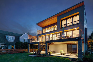 Inspiration for a large contemporary house exterior in Providence.