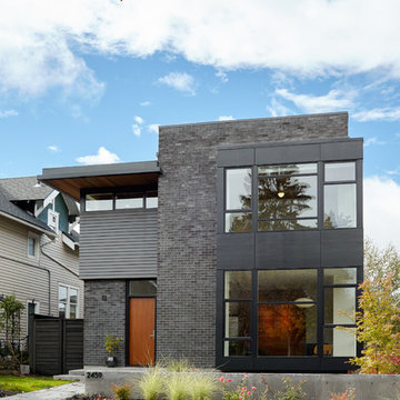 Queen Anne Hill House