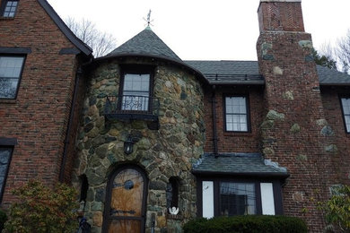 Ornate exterior home photo in Boston