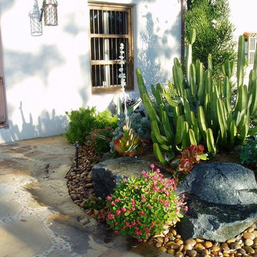 Rancho Santa Fe, Lilian Rice, courtyard, row home, field stone succulents, fount