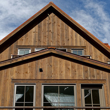 ranchwood™ Reclaimed Barn Wood Alternative – charming Telluride residence