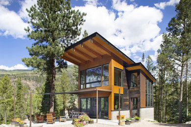 Minimalist exterior home photo in Denver