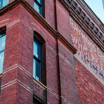 Raymond Brothers Building